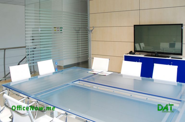 OfficeNow business center, Malpensa, meeting room, furnished office