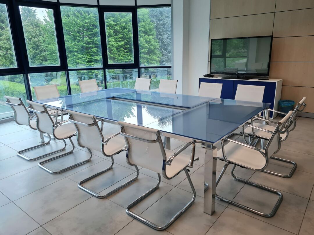 OfficeNow, business center, meeting room in Cairate, province of Varese, furnished office